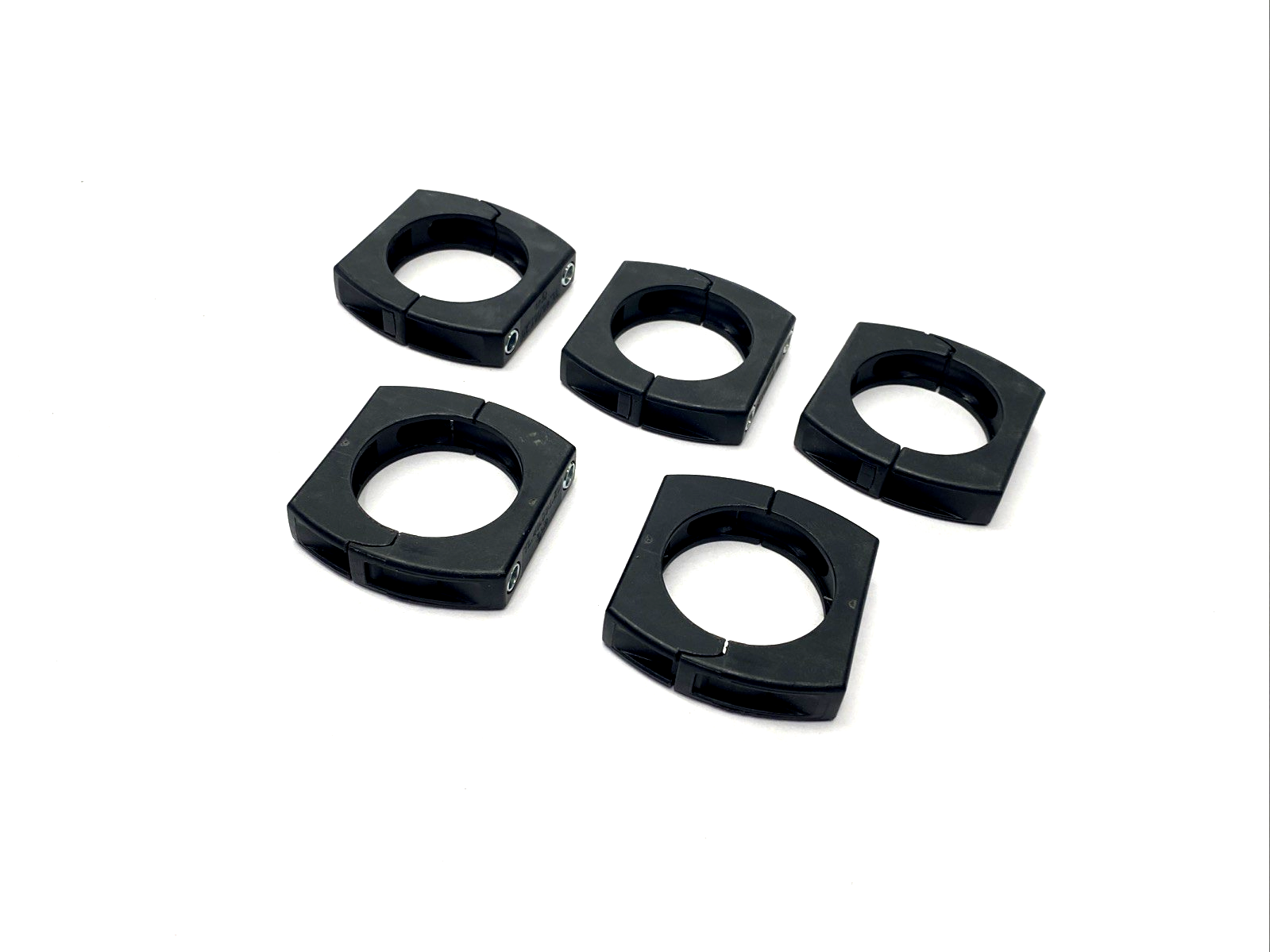 Igus TL.40.012.Z0 Triflex Light Mounting Bracket w/Out Strain Relief LOT OF 5 - Maverick Industrial Sales