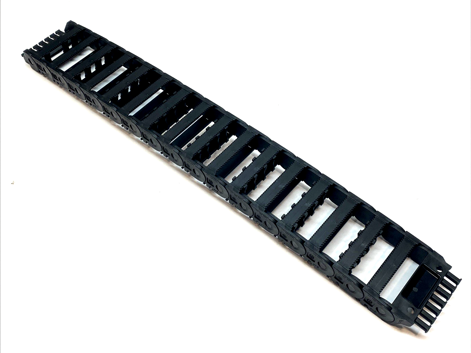 E2 Energy Chain 17 Links | Igus 1400.068.100 - New Other - Maverick Industrial Sales