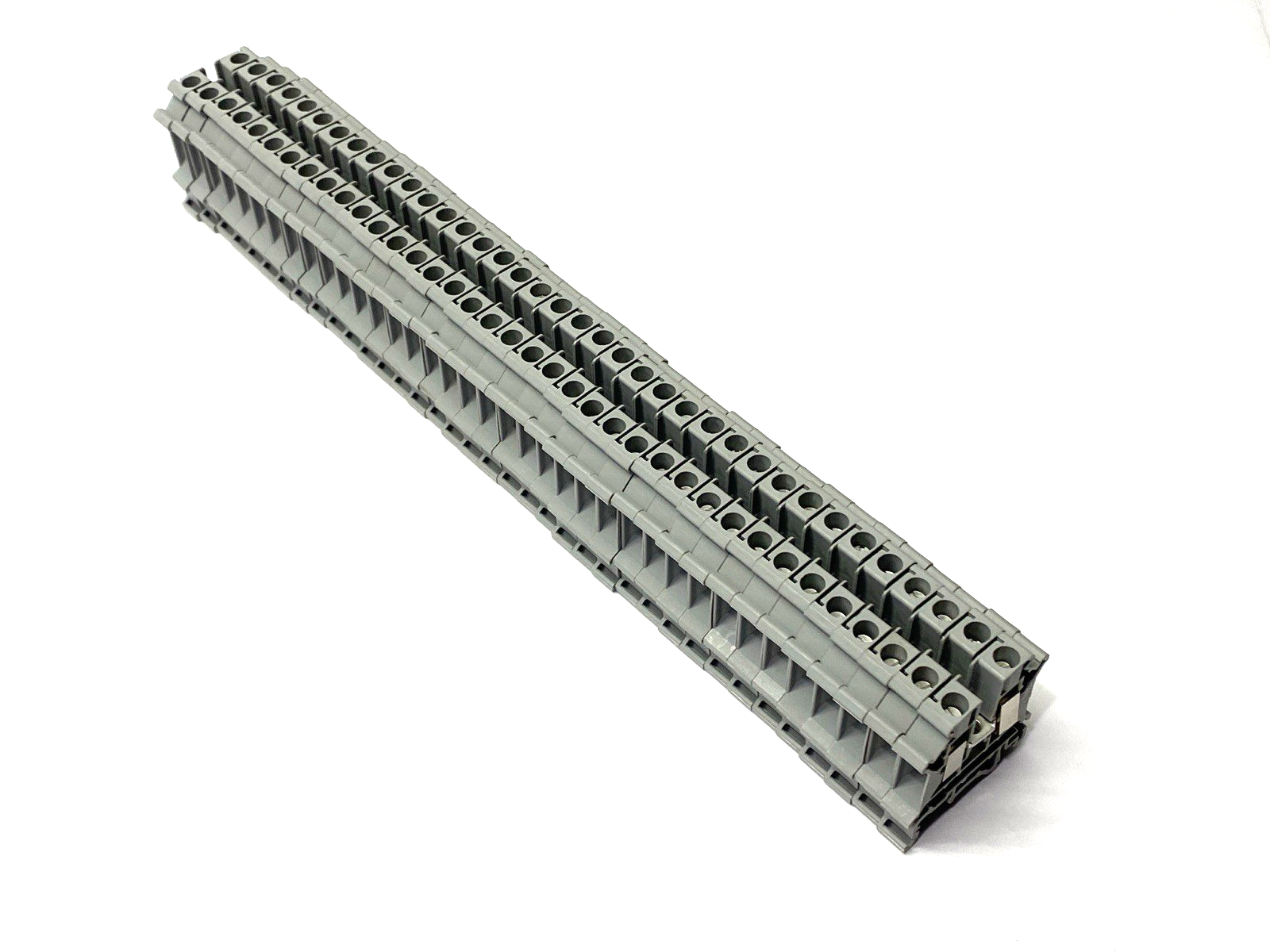 Phoenix Contact UK 6 N Terminal Block 3004524 LOT OF 37 - New – Open box - Maverick Industrial Sales