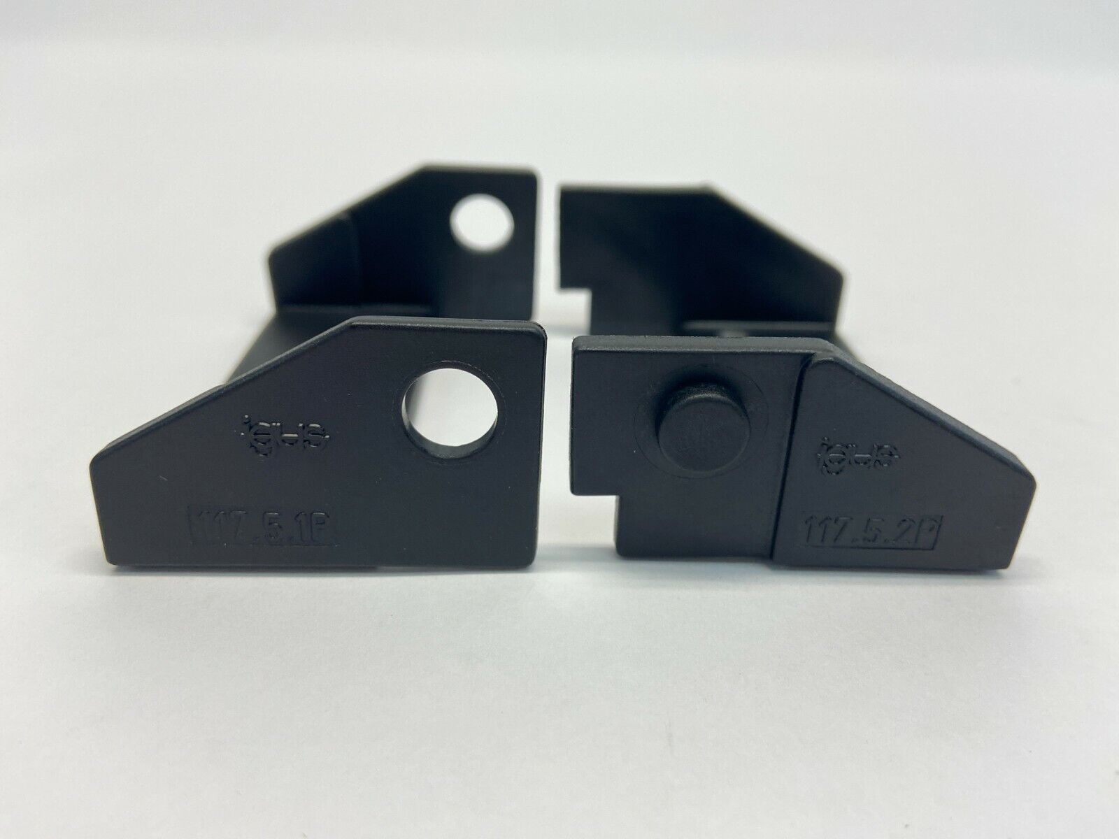 Igus 117-5-12P Mounting Bracket Set for Energy Chain Series Z16 - New - Maverick Industrial Sales