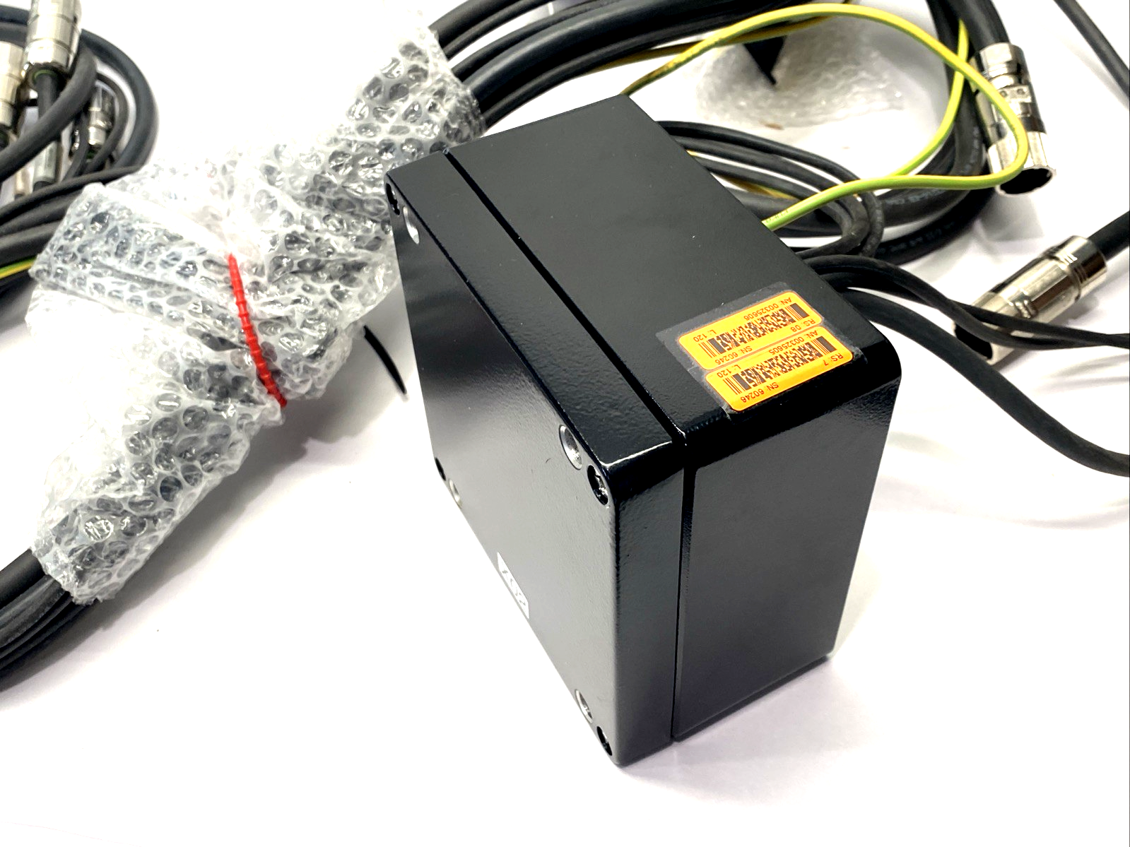 Kuka INT 084ST2700 Complete Internal Cable Set 325606 00-325-606 - New – Open box - Maverick Industrial Sales