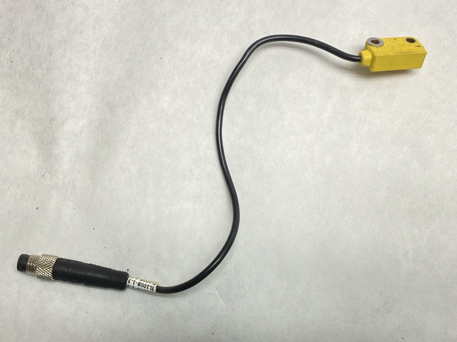Banner Q12AB6LVQ Q12 Series Miniature Self-Contained Sensor Retroreflective 1.5m - Maverick Industrial Sales