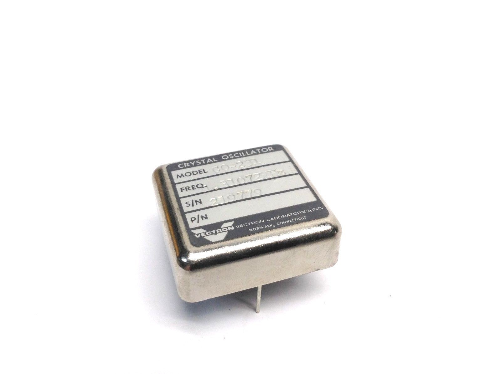 Crystal Oscillator C0-231 1.3072MHz - New – Open box - Maverick Industrial Sales