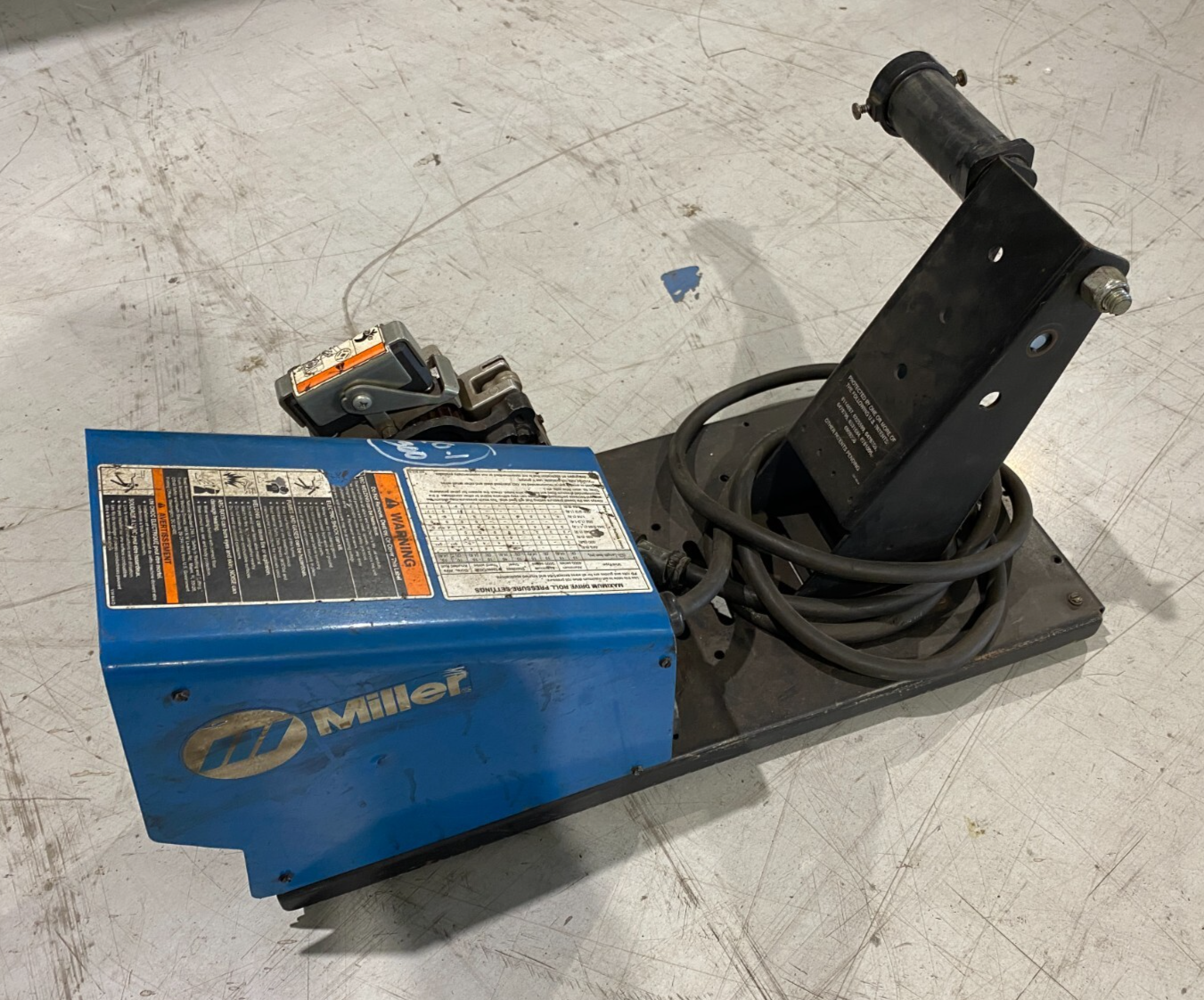 Miller Electric S-75D Wire Feeder w/ Digital Meters 24V 10A 951198 - Maverick Industrial Sales