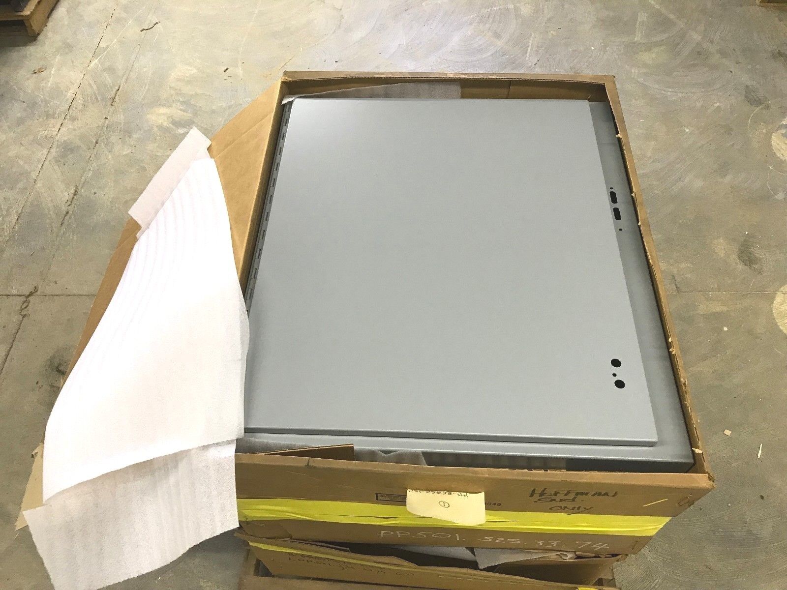Hoffman A36SA3216LP Disconnect Enclosure w/ Handle Type 12 36"x32"x16" 33080 - New – Open box - Maverick Industrial Sales