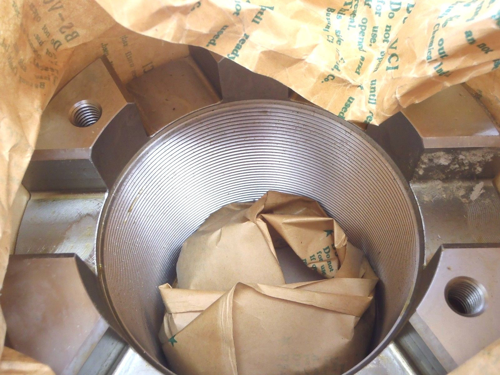 GE U615X000P0225 Tapered Slotted Nut 5-1/2" Inch D 8 TPI U1 HP Shell - New – Open box - Maverick Industrial Sales