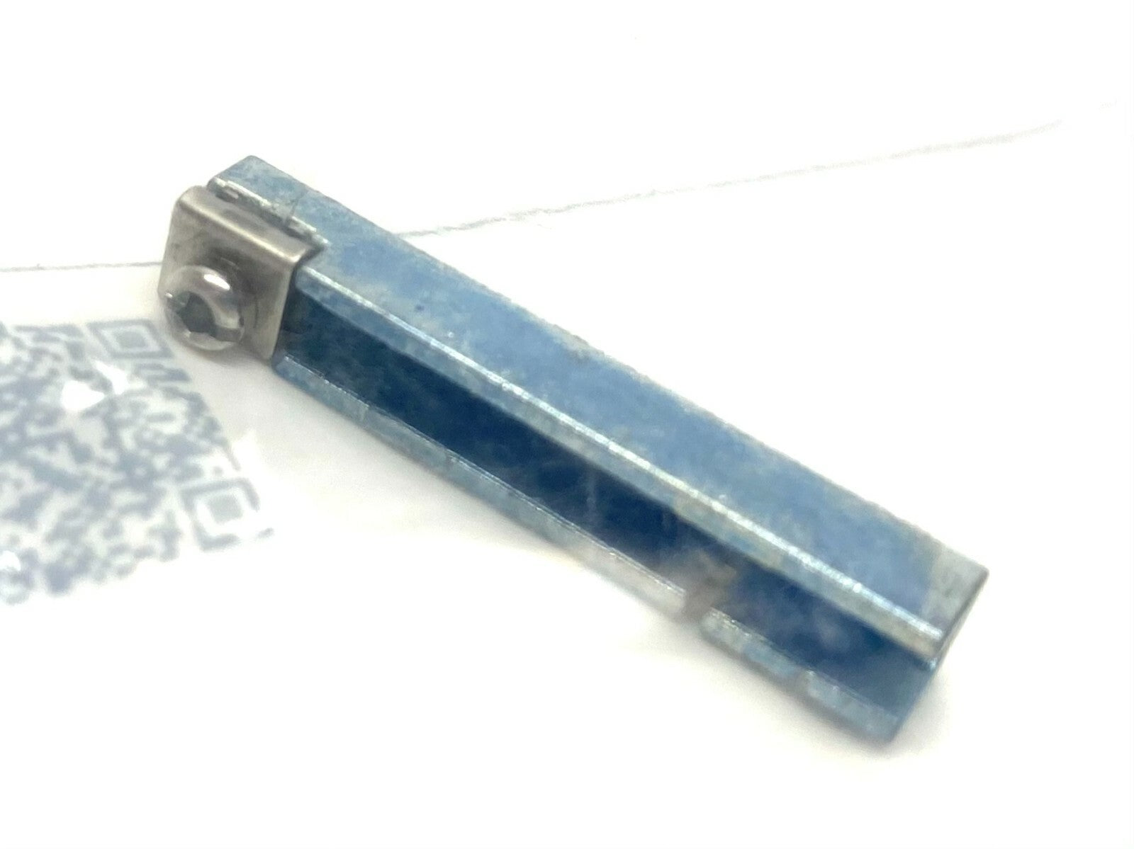 E11928 | IFM T-slot Adapter for C-slot Cylinder Sensor- New - Maverick Industrial Sales