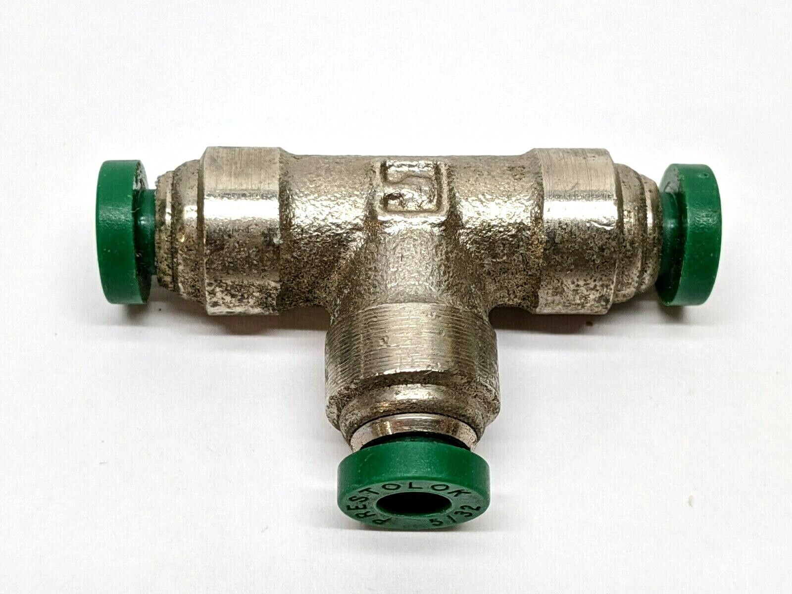 Parker 164PLP-5/32 Union Tee Push-To-Connect - New – Open box - Maverick Industrial Sales