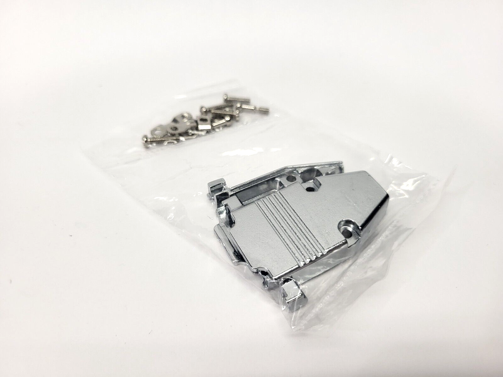 40-9715HM Metal Hood D-Sub 15-Pos - New - Maverick Industrial Sales