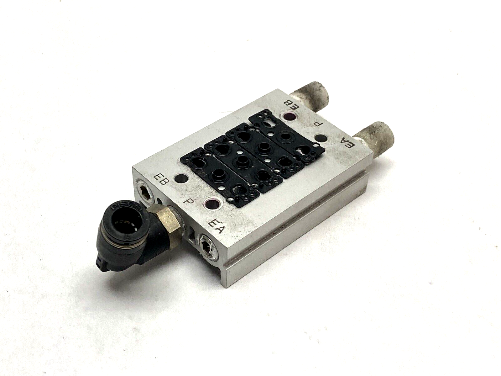 SMC SS5Y3-20-04-00T Manifold Base 4-Station - Used - Maverick Industrial Sales