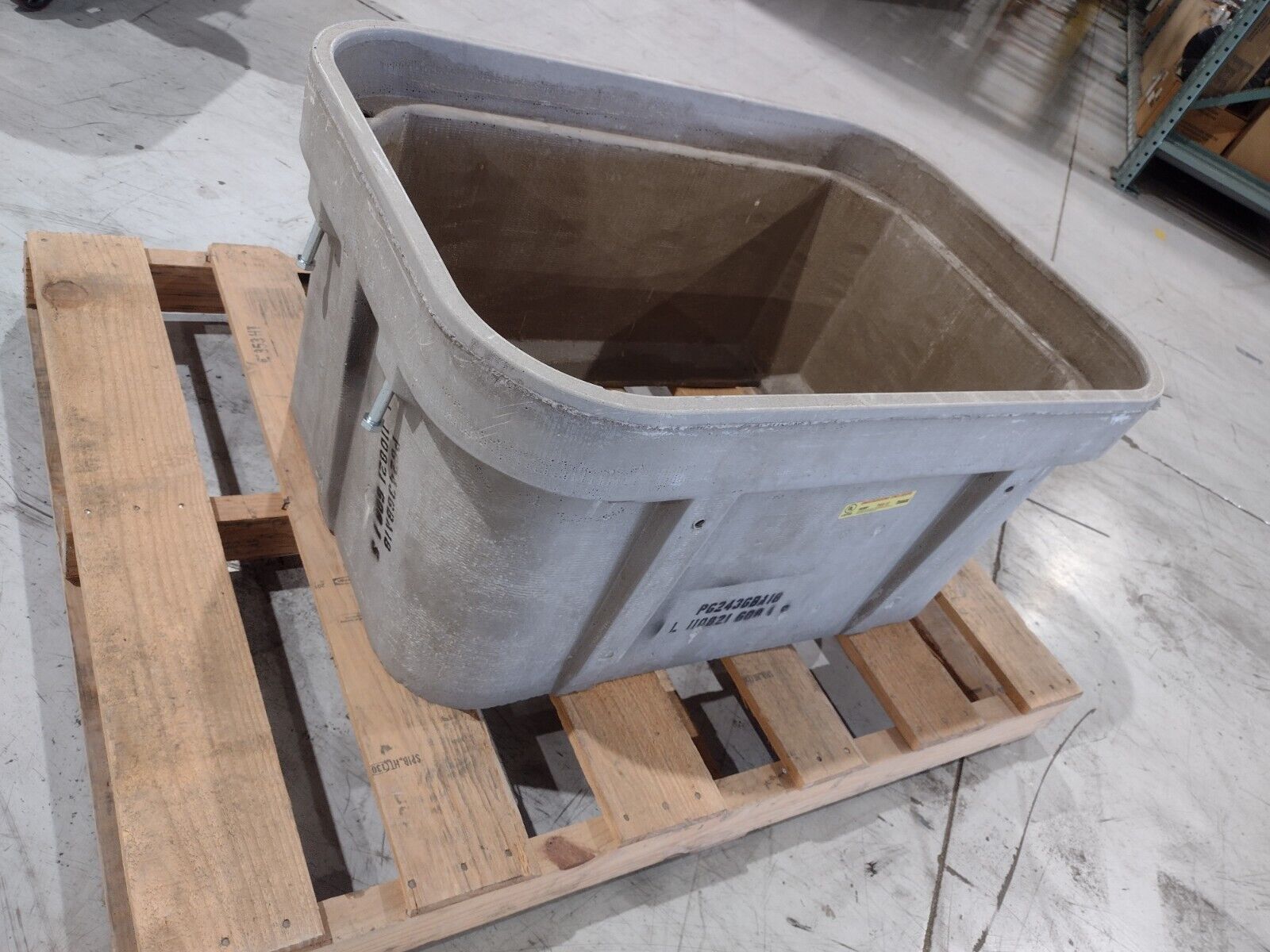 Quazite PG2436BA18 24 x 36 x 18 in Poly Concrete 22-Tier Box with PG2436HA0009A - New – Open box - Maverick Industrial Sales