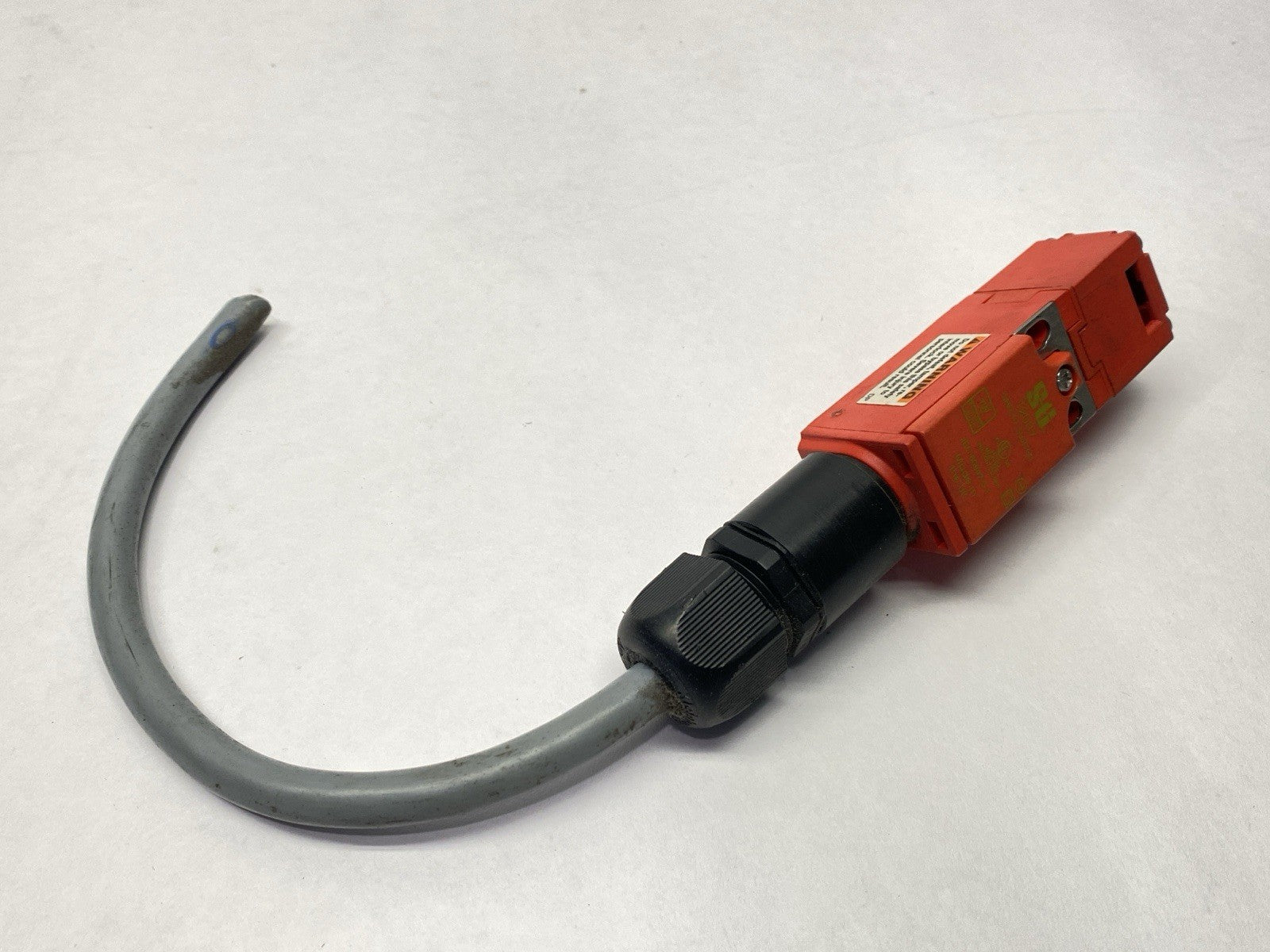 STI 44521-1040 T2007 Safety Switch Interlock CUT CORD - Maverick Industrial Sales