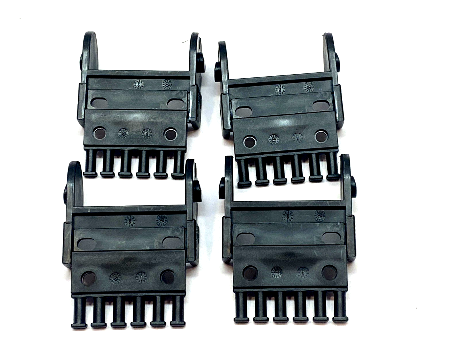 Igus 250.2PZ Mounting Bracket for 250 Series Energy Chain LOT OF 4 - New – Open box - Maverick Industrial Sales