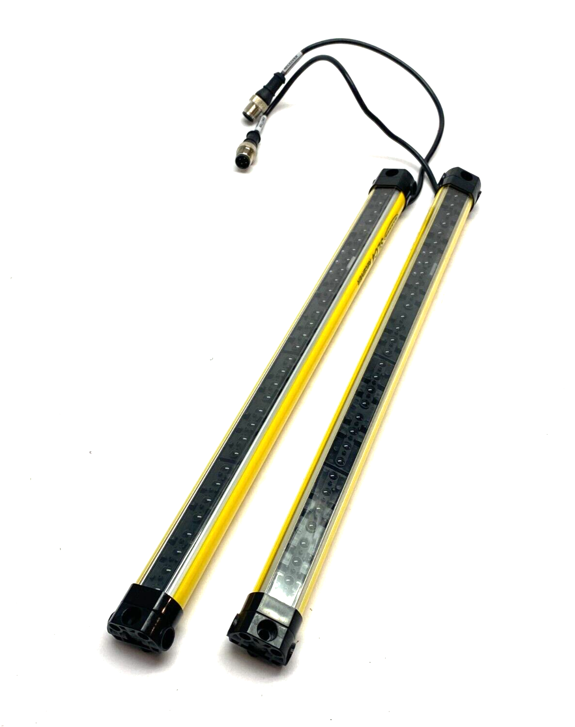 Banner SLC4R14-320P4, SLC4E14-320P4 Light Curtain Set 2m Range 806329, 806328 - Maverick Industrial Sales