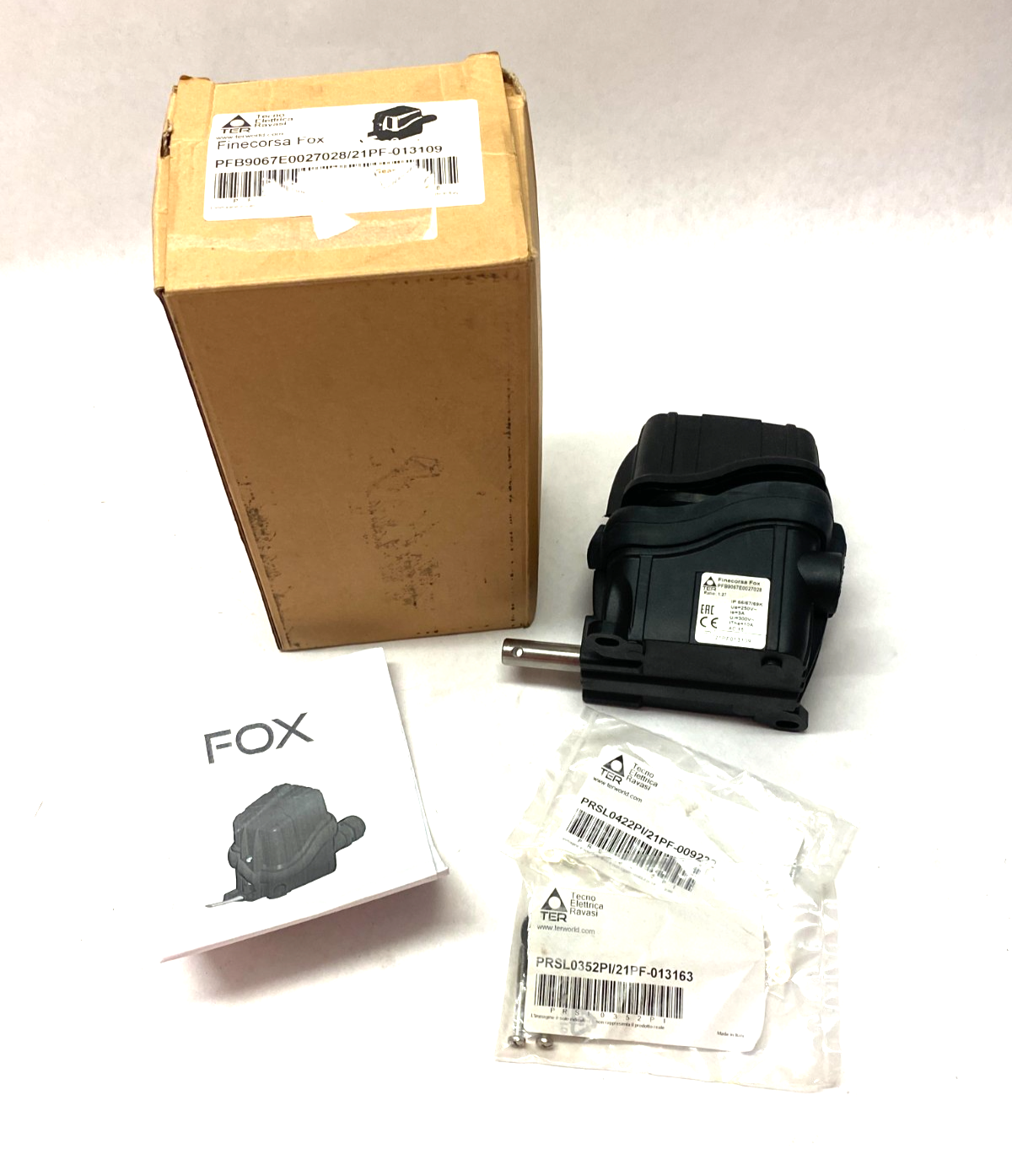 PFB9067E0027028/21PF-013109, PFB9067E0027028 | TER Finecorsa Fox PFB9067E0027028 Rotary Limit Switch - New – Open box - Maverick Industrial Sales