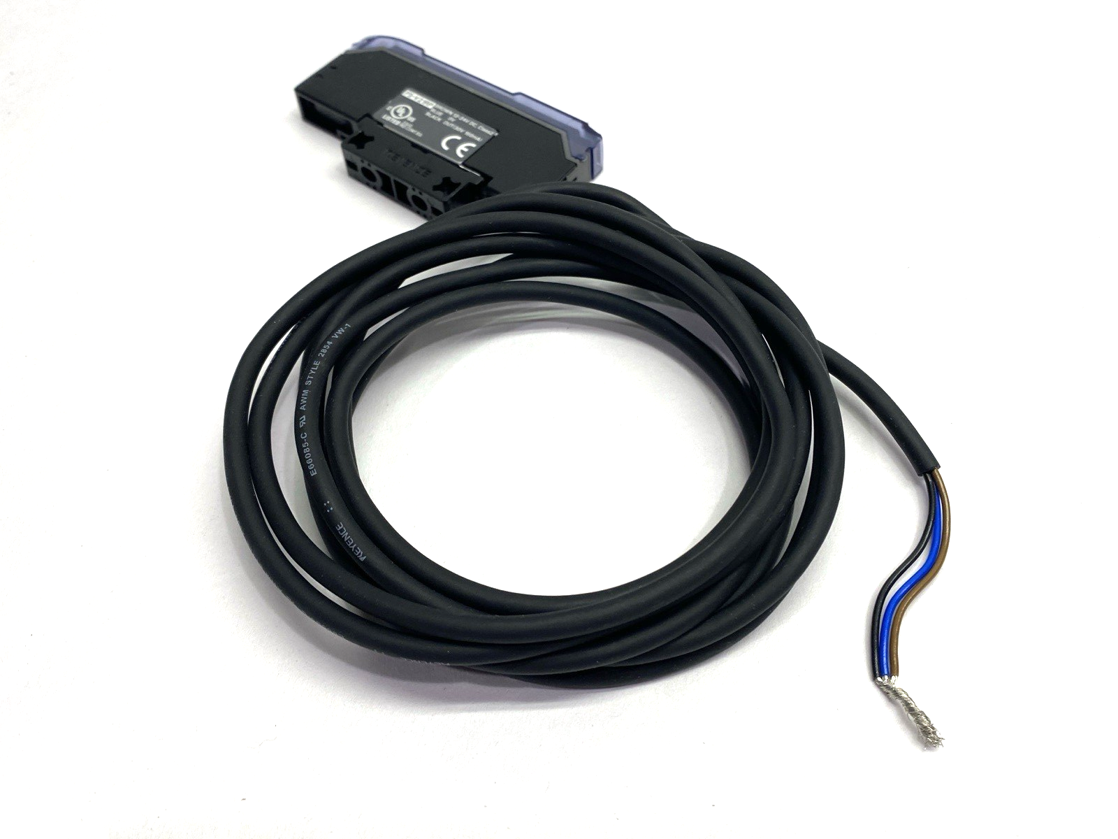 Keyence FS-V21RP Fiber Amplifier Cable Type Main Unit - Maverick Industrial Sales