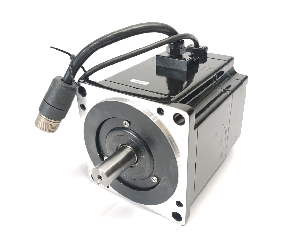 Yaskawa SGMPH-15A1A6CD-OY AC Servo Motor 200V 1500W 7.5A 3000RPM 3/4" Shaft - Maverick Industrial Sales