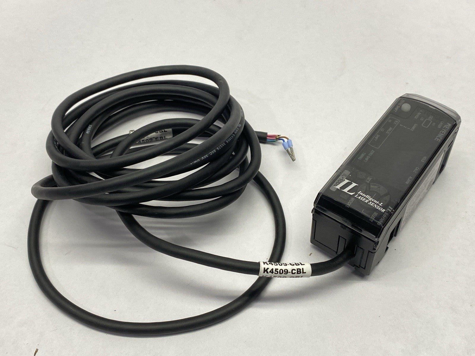 IL-1000 | Keyence Analog Laser Sensor Amplifier Main Unit 10-30VDC - Used - Maverick Industrial Sales