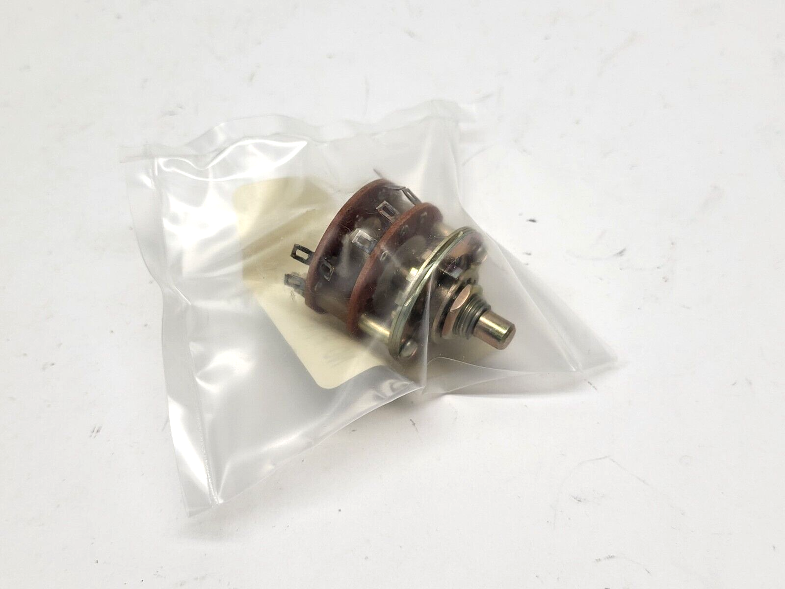 Unbranded 10534-B08 Knob for RM14 - New - Maverick Industrial Sales