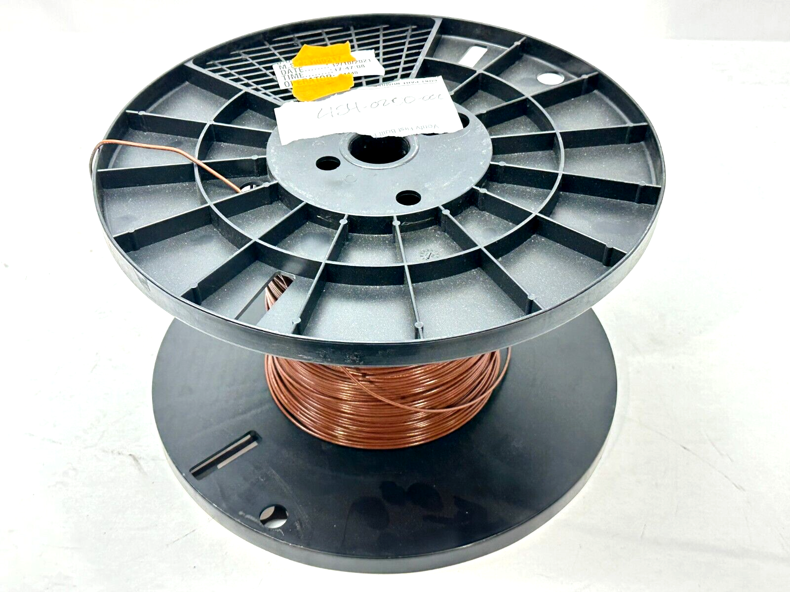 454-0200-000 | Judd Wire 18AWG Style 1430 XLPVC 3000ft Spool 340ft REMAINING - New – Open box - Maverick Industrial Sales