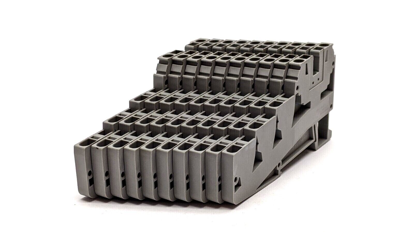 Phoenix Contact ZVIOK 1,5 Sensor / Actuator Terminal Block 3006506 LOT OF 10 - Used - Maverick Industrial Sales