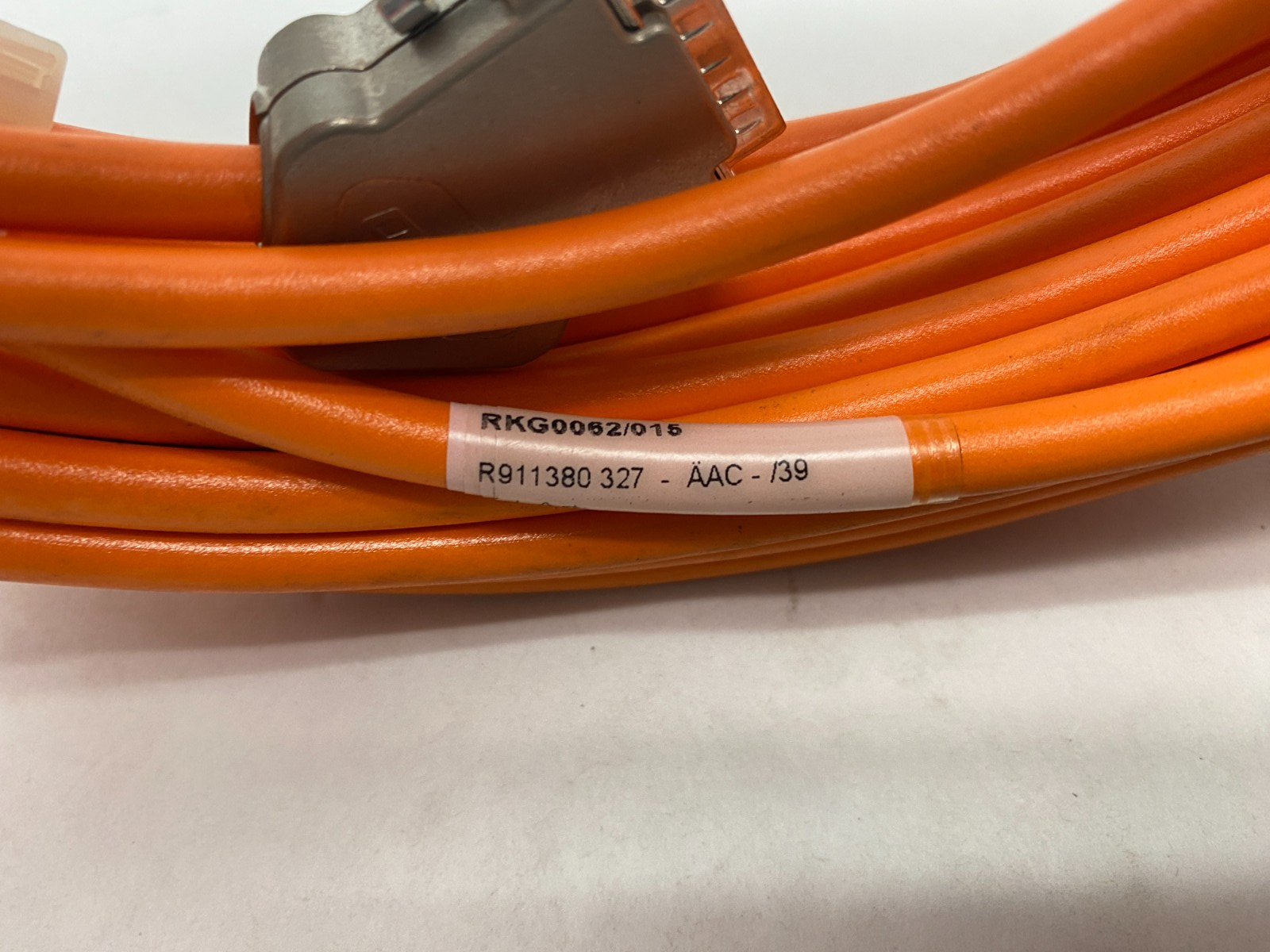 Bosch Rexroth R911380327 Servo Encoder Power Cable 15m RKG0062/015,0 - Maverick Industrial Sales