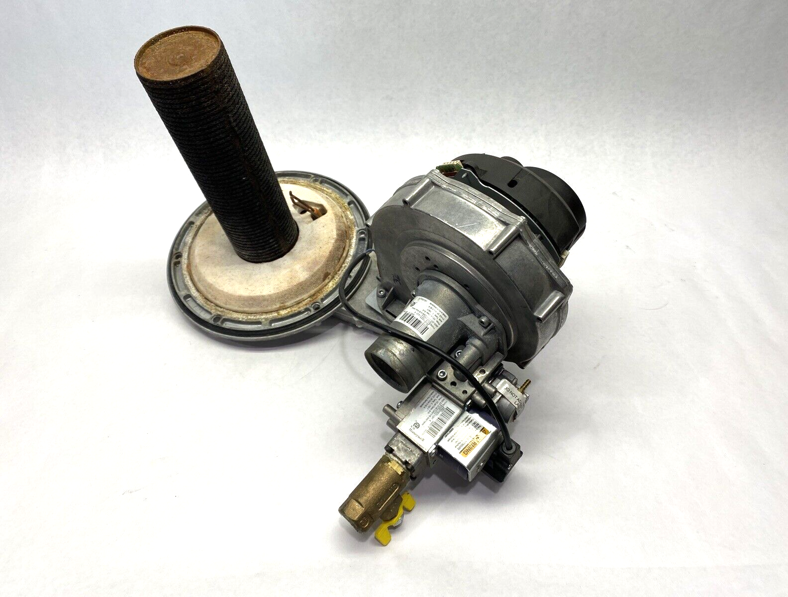 Trinity Ti150 Gas Boiler Burner w/ Inducer Motor w/ Honeywell VK8115F, VK8115V - Used - Maverick Industrial Sales