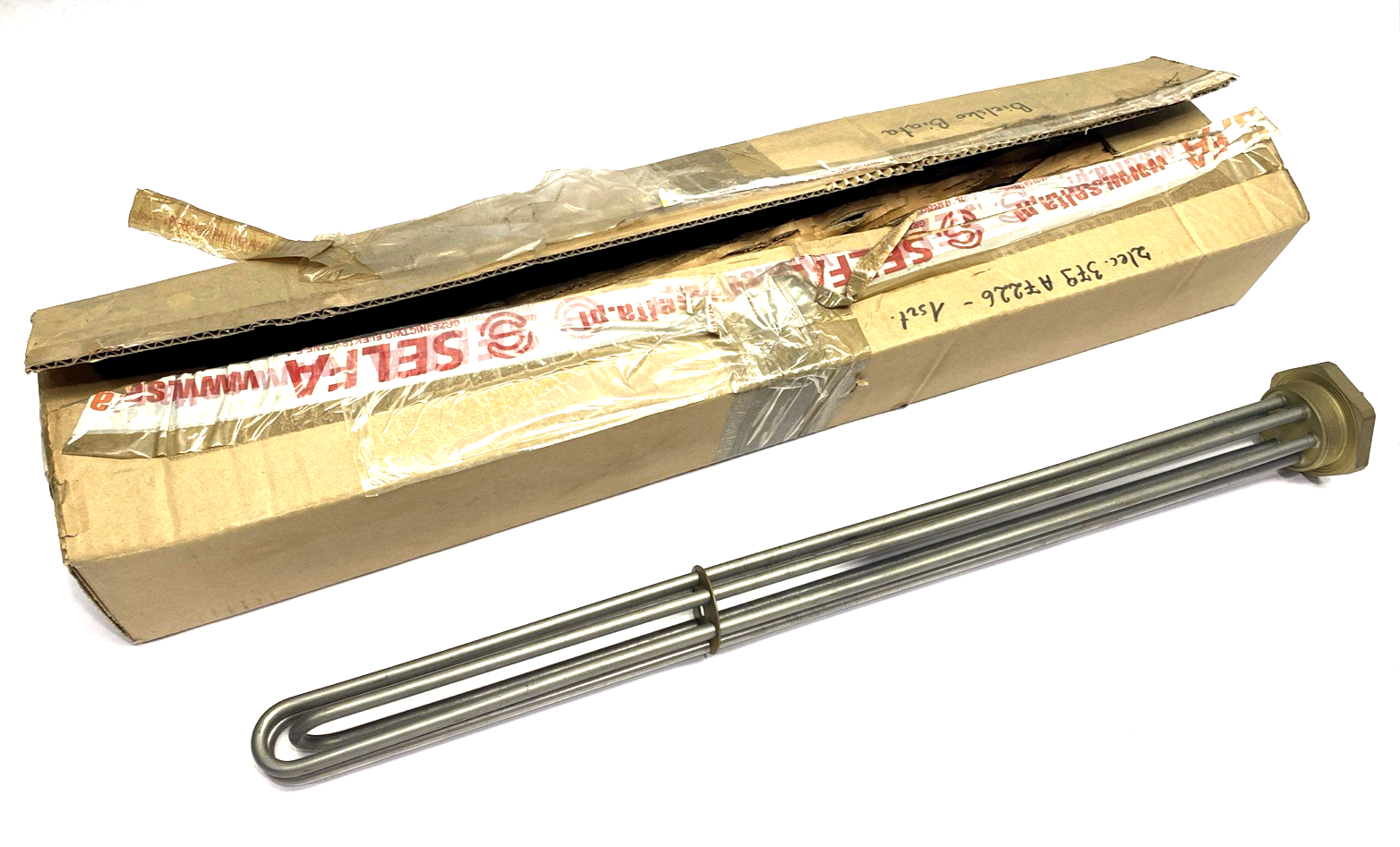 Selfa A7226 Heater 3 x 480VAC 9000W 28" Overall Length - New – Open box - Maverick Industrial Sales