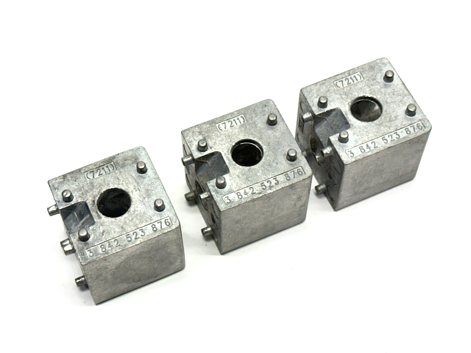 Bosch Rexroth 3842523876 Cube Joint Connector 30/2 LOT OF 3 - New – Open box - Maverick Industrial Sales