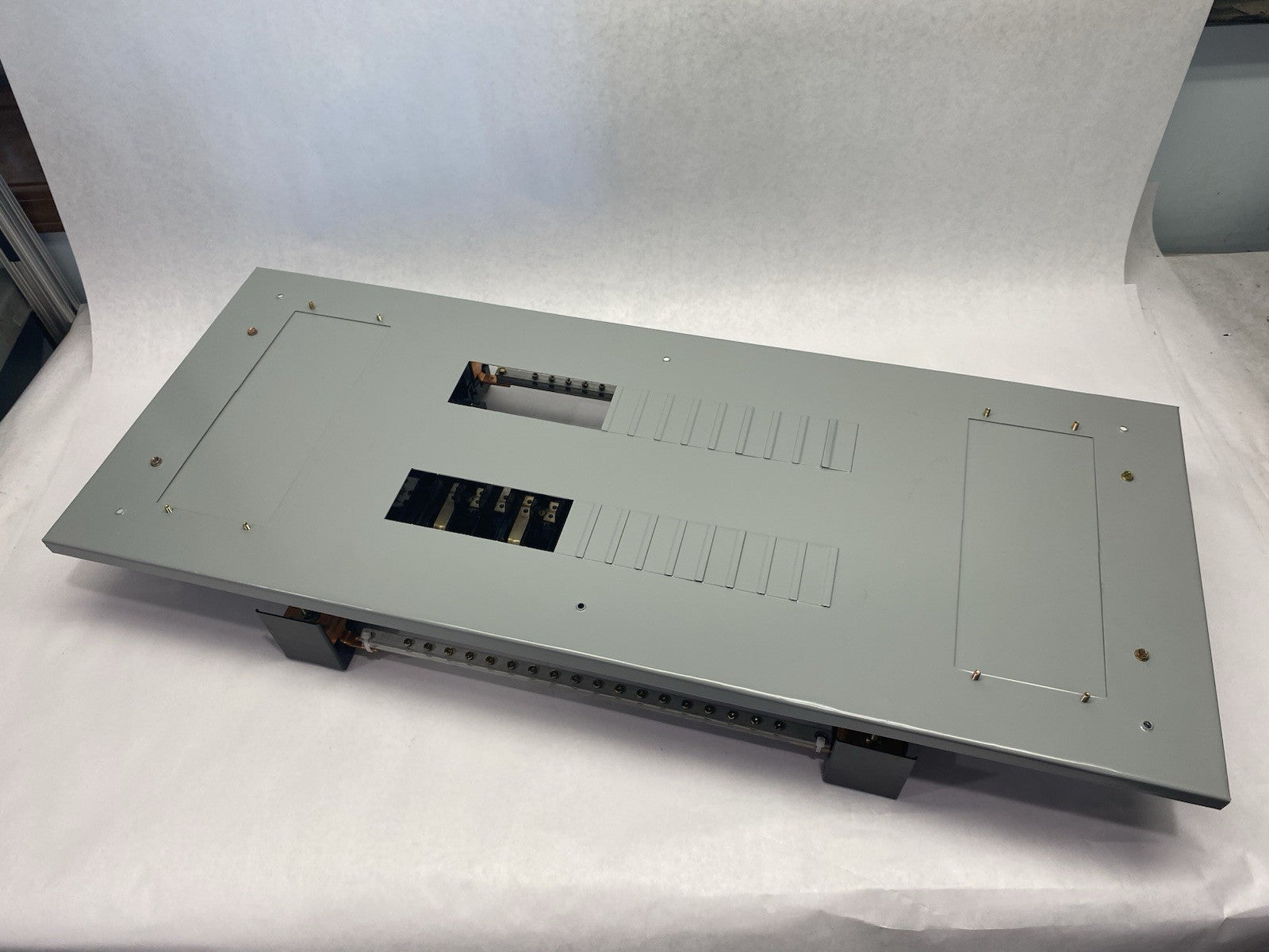 AEU3302RCX | General Electric A Series II Sub-Panelboard Assembly 3Ph AXT1B4- Used - Maverick Industrial Sales