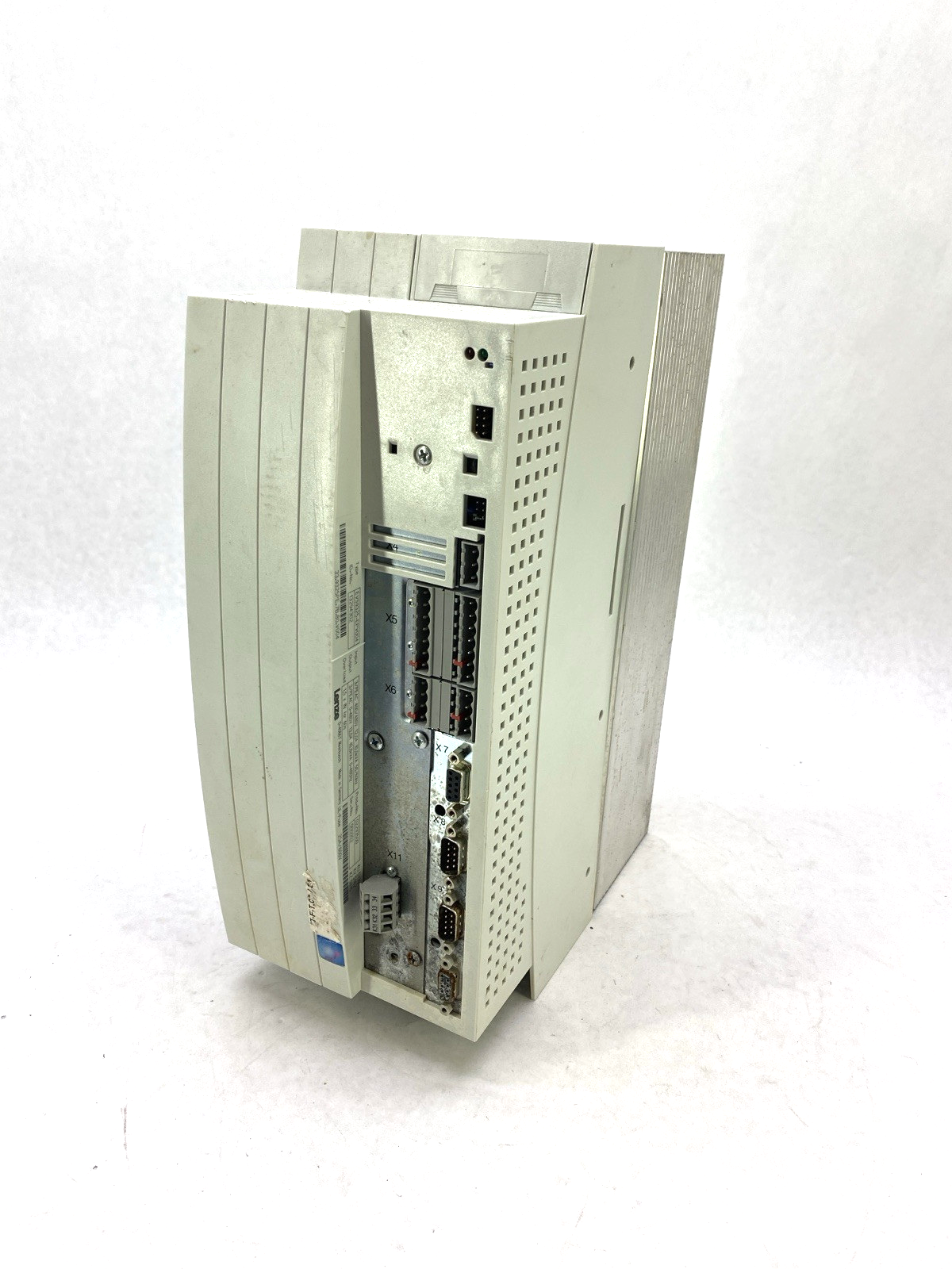 Lenze EVS9325-EPV004 Servo Drive Frequency Inverter FOR PARTS OR REPAIR - Maverick Industrial Sales