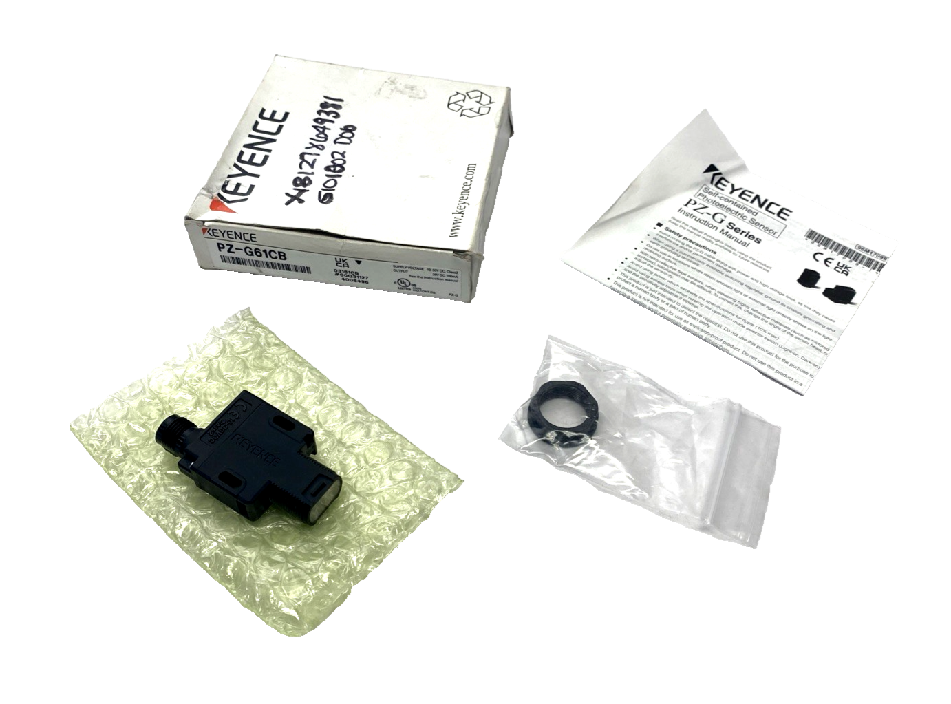 Keyence PZ-G61CB Self Contained Photoelectric Sensor M12 4-Pin NPN+PNP - Maverick Industrial Sales