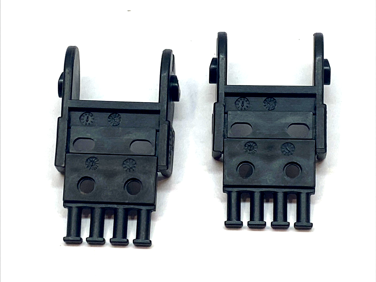 Igus 2030.2PZ Locking Male Bracket LOT OF 2 - New – Open box - Maverick Industrial Sales