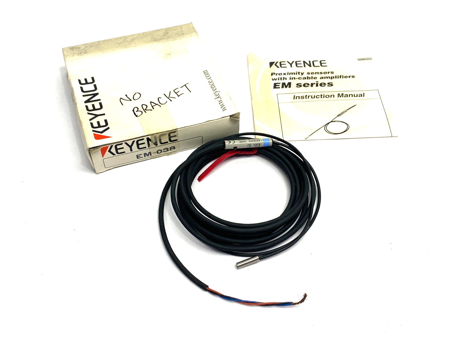 EM-038 | Keyence Proximity Sensor Main Unit, Shielded Type, f3.8, NPN, NO BRACKET - New Other - Maverick Industrial Sales