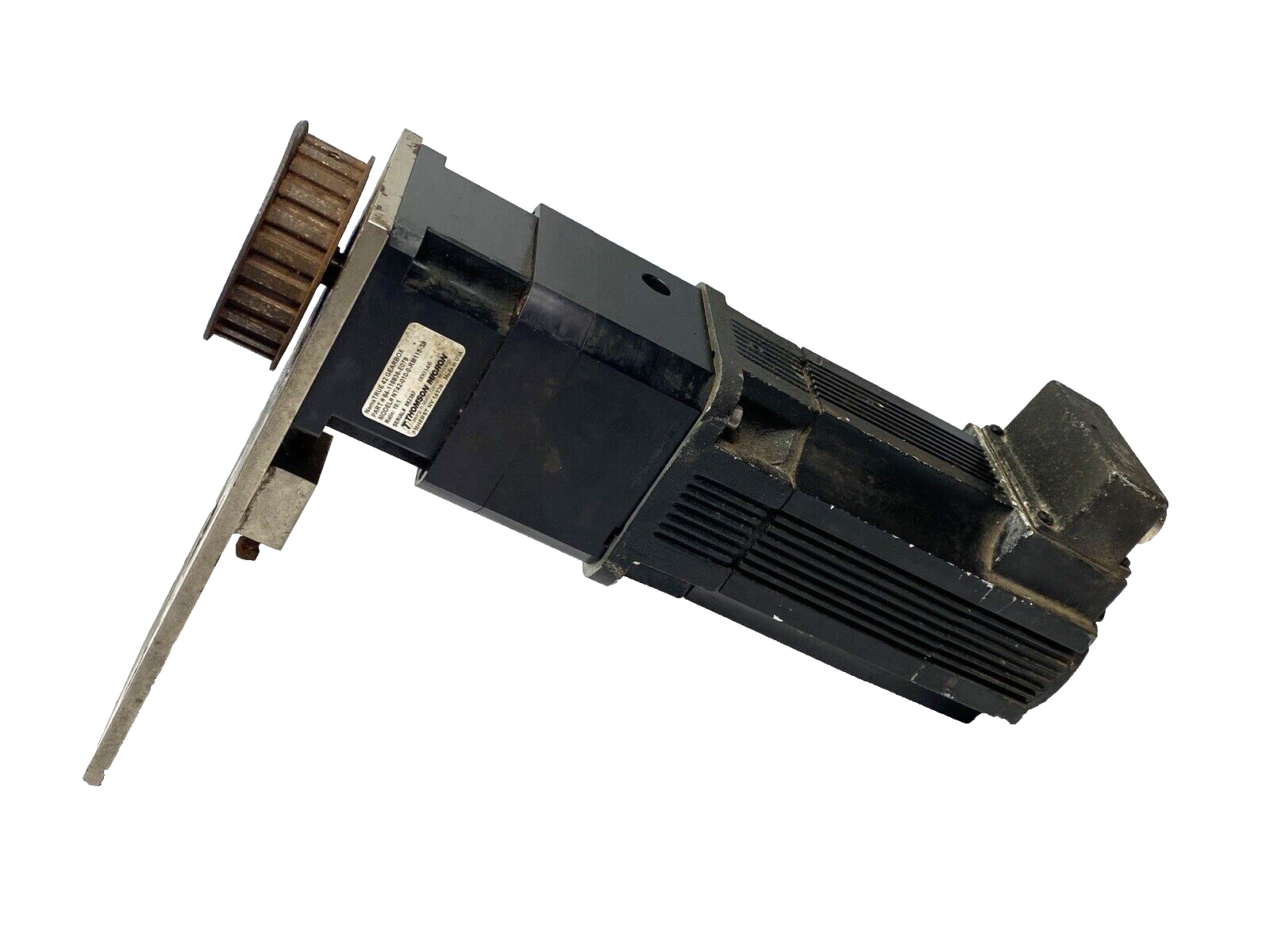 Allen Bradley 1326AB-B410G-M2L Ser. B AC Servo Motor w/ NT42-010-0-RM115-39 - Maverick Industrial Sales