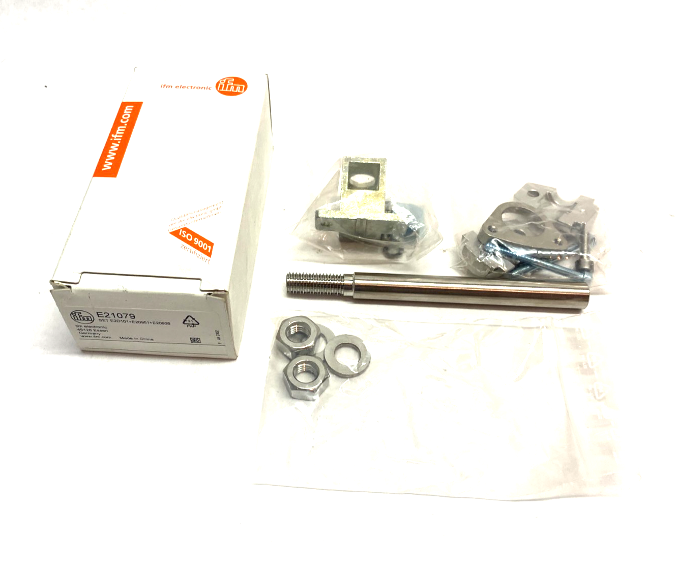 Ifm E21079 Mounting Bracket Set SET E2D101+E20951+E20938 - New - Maverick Industrial Sales