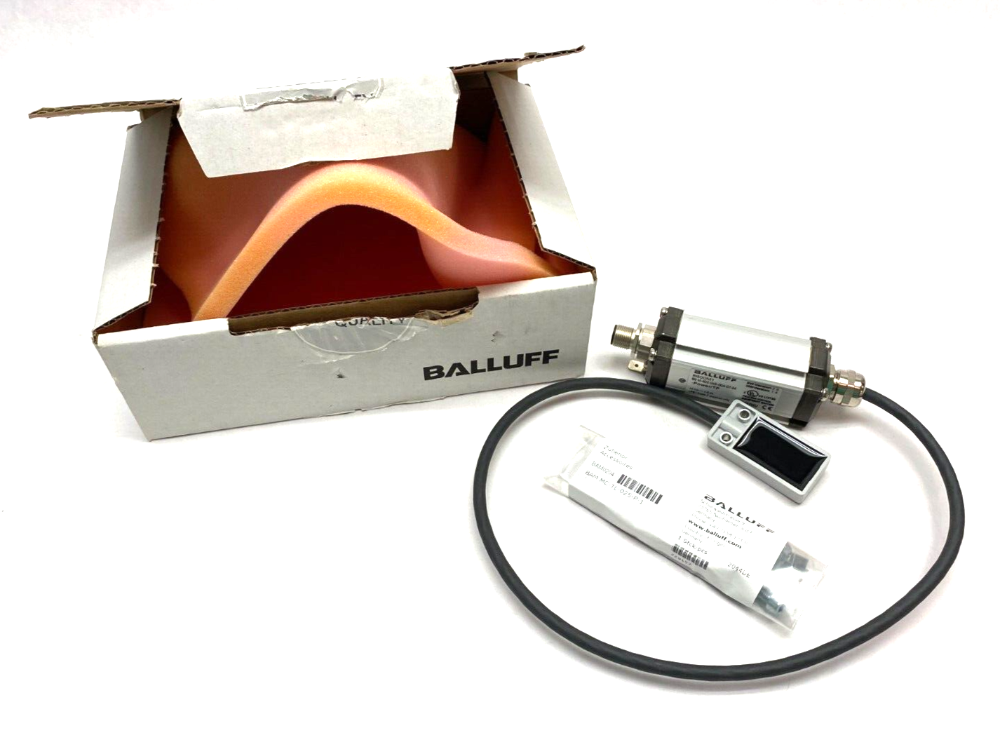 BIS M-402-045-004-07-S4, BIS00M1 | Balluff BIS00M1 Radio Frequency ID Head Processor Unit BIS M-402-045-004-07-S4 - New - Maverick Industrial Sales