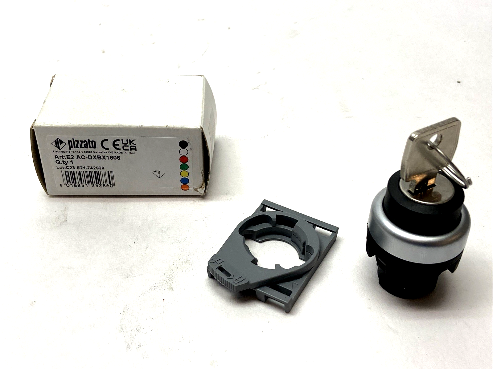 Pizzato E2 AC-DXBX1606 Keyed Selector Switch - Maverick Industrial Sales