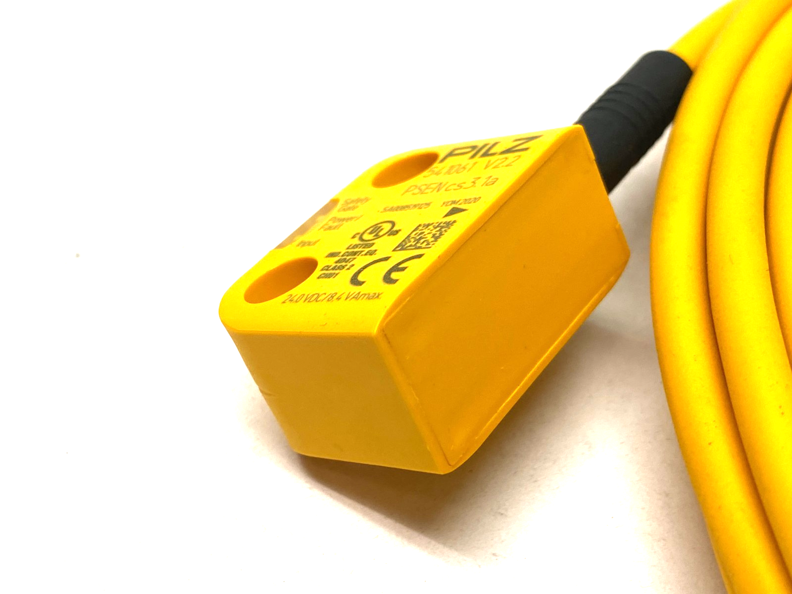 Pilz PSEN cs3.1a 1switch Coded RFID Safety Switch, 2-Safe SC Outputs, 541061 - New – Open box - Maverick Industrial Sales