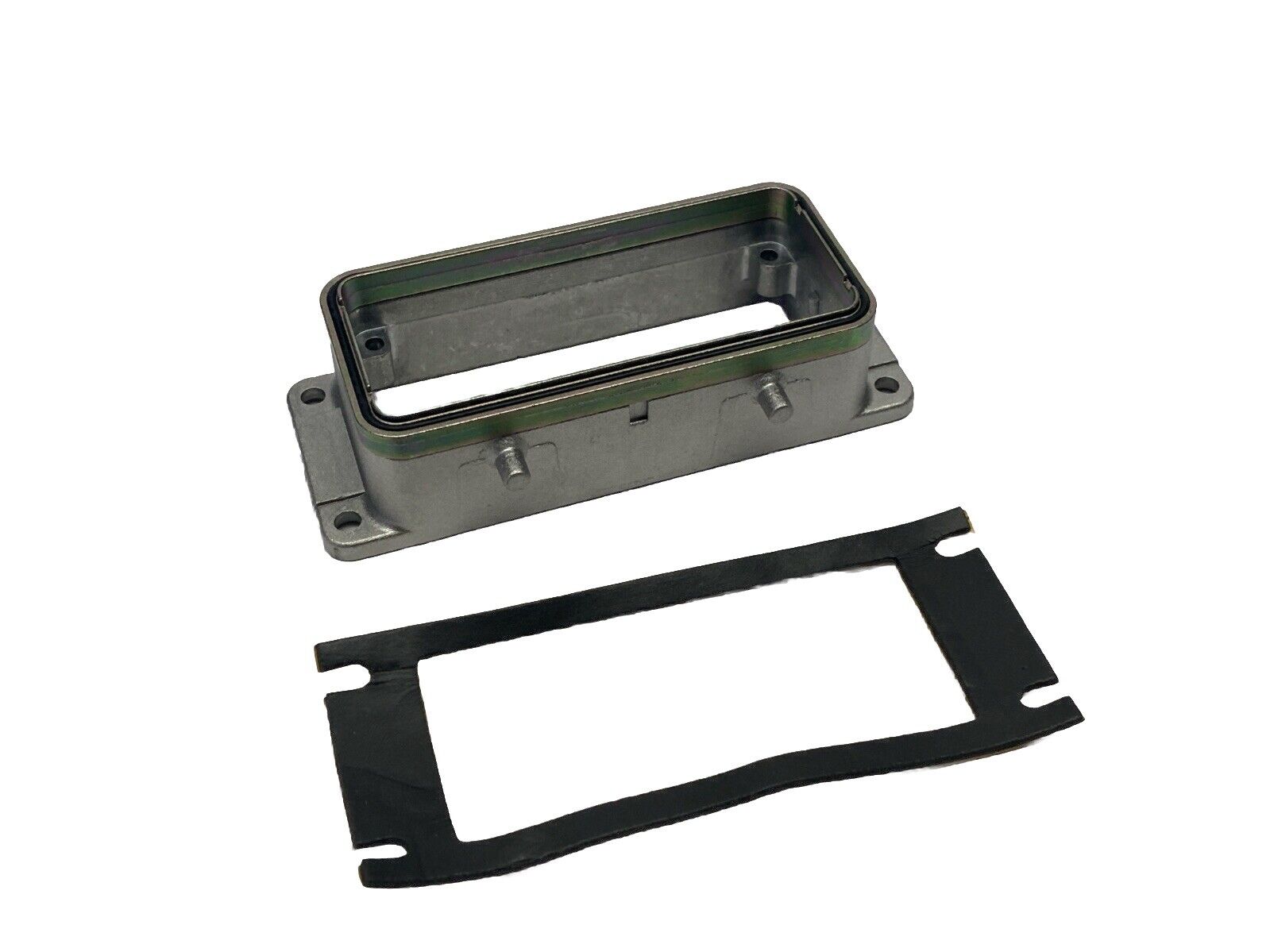 Harting 09628140306 Han EMC/B 24 Base Panel w/ Gasket - New – Open box - Maverick Industrial Sales