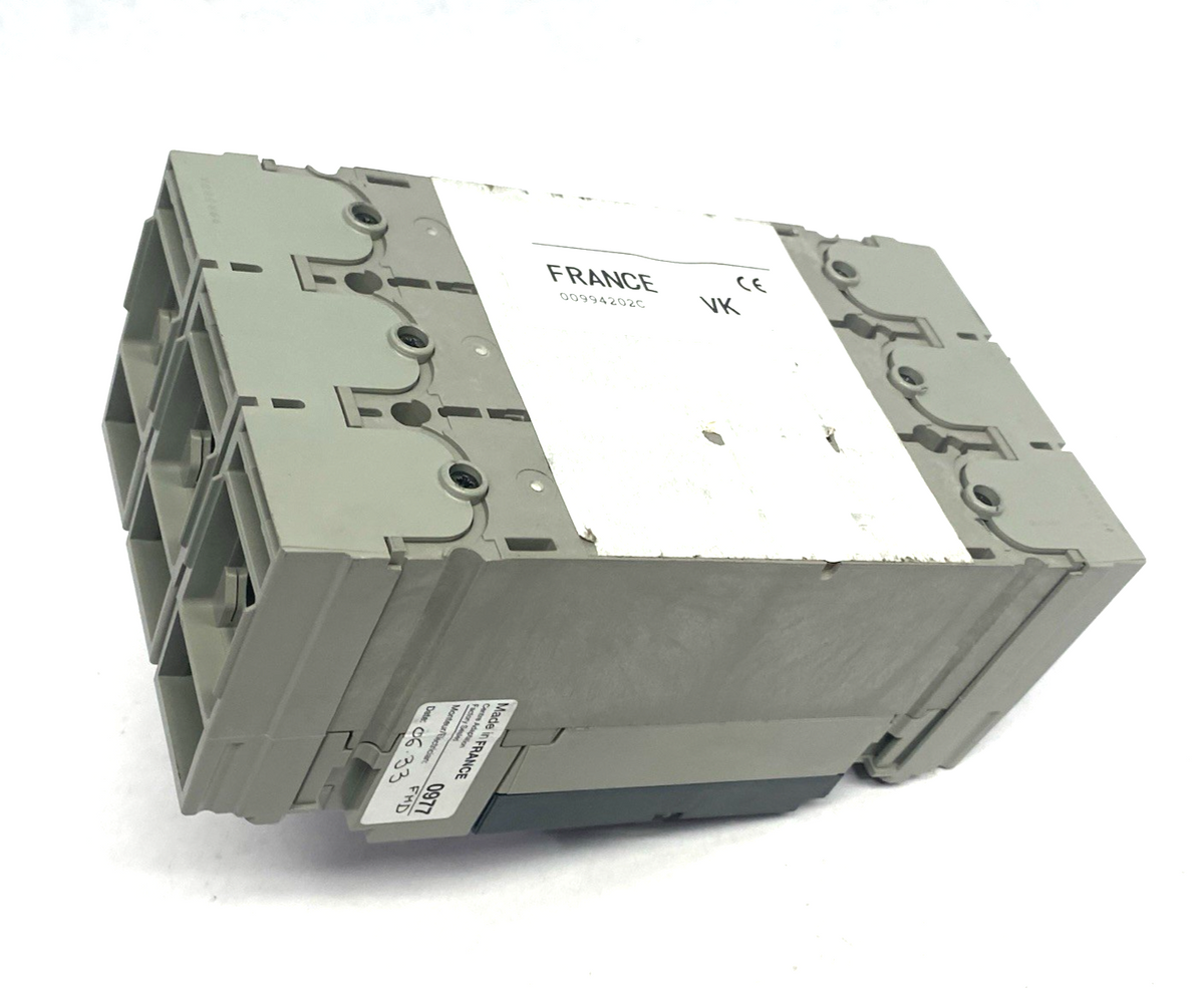 NSF250N | Merlin Gerin Comp. Molded Case Circuit Breaker 3-Pole MINOR FACE DAMAGE- New – Open box - Maverick Industrial Sales