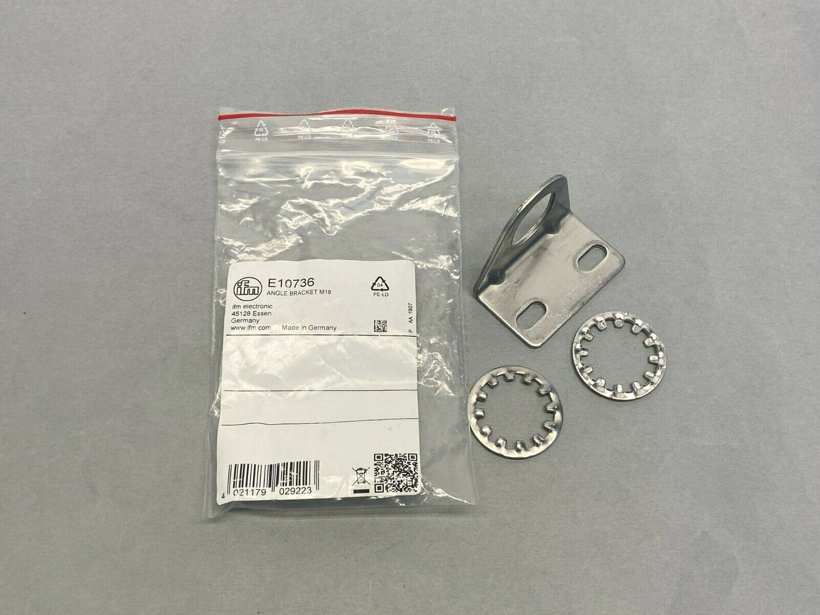 E10736 | IFM Electronic Angle Bracket M18 - New - Maverick Industrial Sales