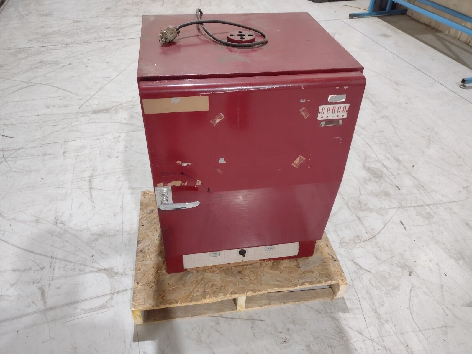 Central Scientific CENCO 95080 Gravity Convection Oven 120V - For parts or not working - Maverick Industrial Sales