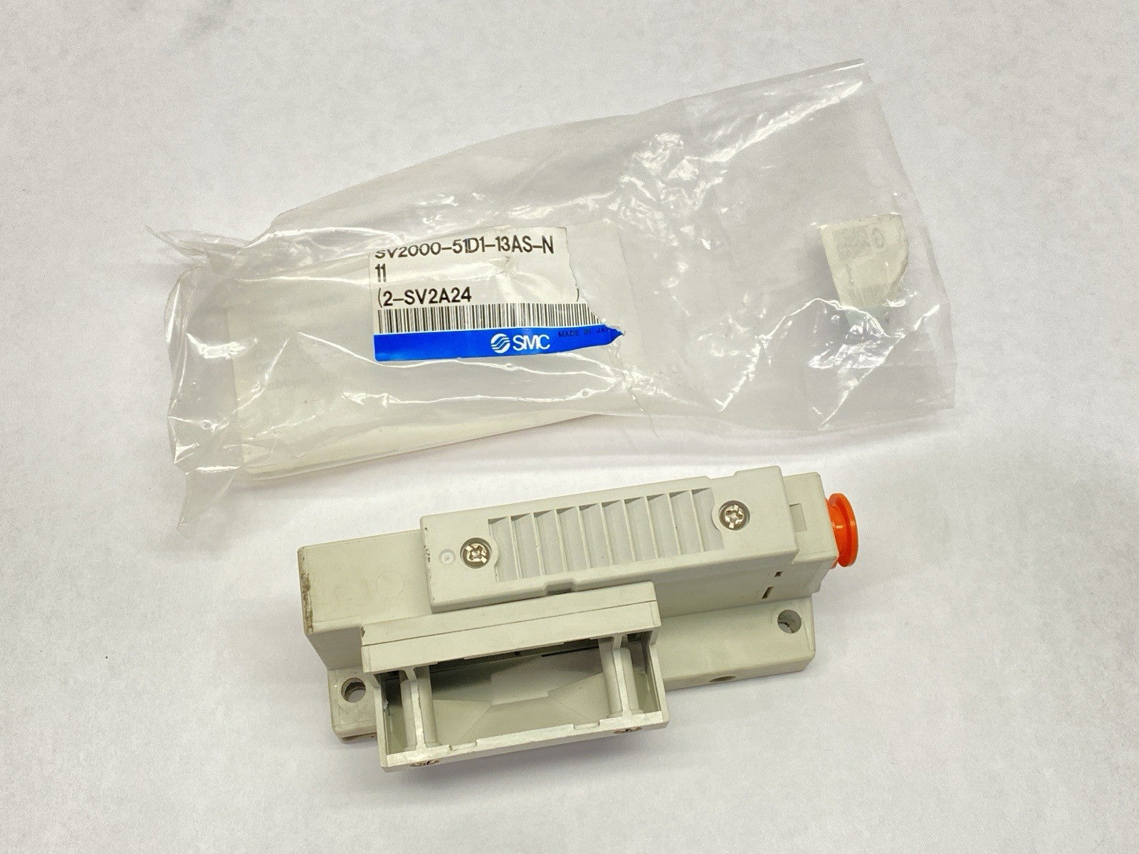 SV2000-51D1-13AS-N11 | SMC Pneumatic Manifold Endplate - New Other - Maverick Industrial Sales