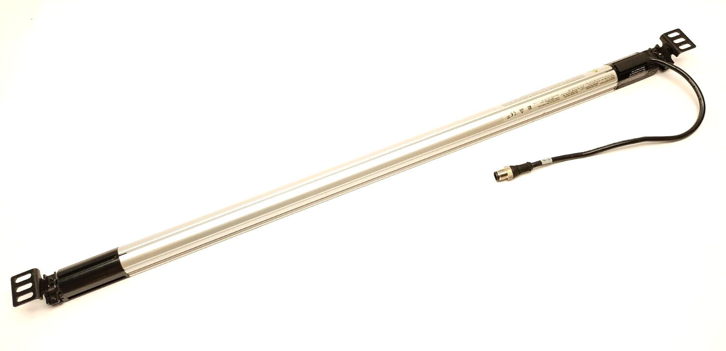 SLPE14-690AP8, SLPR14-690AP8, 83911, 83863 | Banner SLPE14-690AP8 & SLPR14-690AP8 Safety Light Curtain Set 690mm DAMAGED CORD - Used - Maverick Industrial Sales