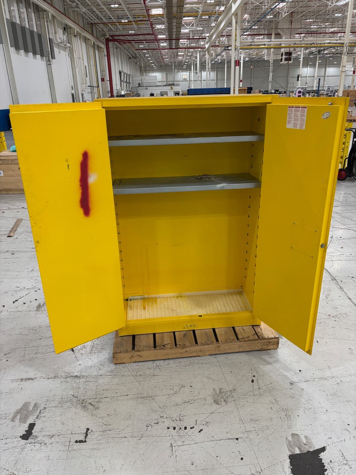 ULINE H-1564M-Y Flammable Liquid Storage Cabinet, 45 Gal. Capacity, No Key - Used - Maverick Industrial Sales