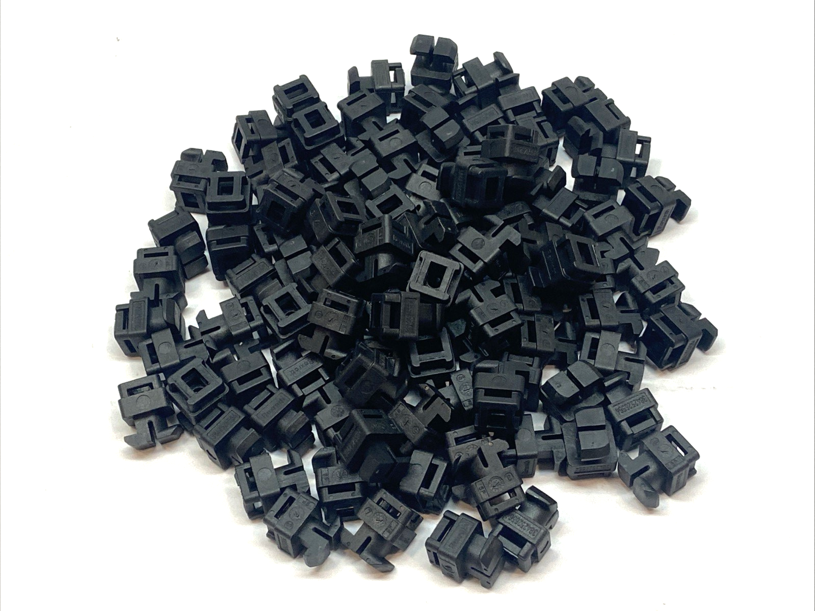 Bosch Rexroth 3 842 526 564 Cable Bracket For 10mm T-Slots LOT OF 100 - Maverick Industrial Sales
