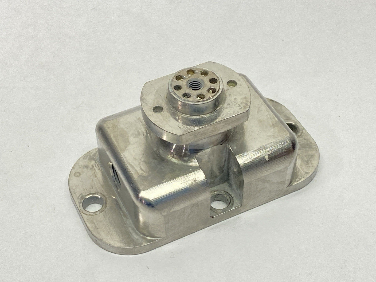 Graco F-10 Block Assembly 8-Channel LOT OF 2 - Used - Maverick Industrial Sales