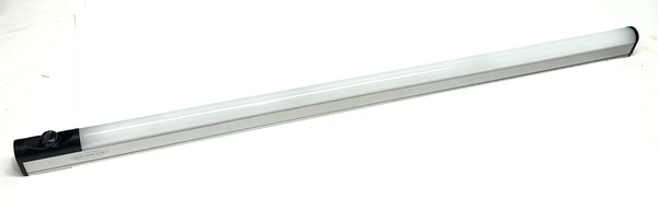 Banner WLB32ZC850MQM WLB32 Motion Sense Work Light Bar DAMAGED SENSOR - Maverick Industrial Sales