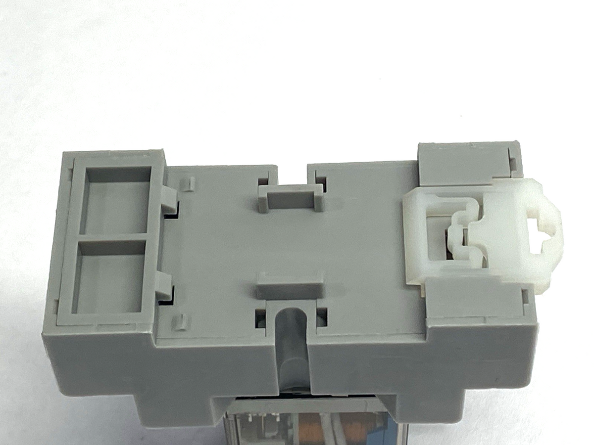 700-HC24Z24 | Allen Bradley Ser. D Ice Cube Relay 24VDC w/ 700-HN128 Ser. B Base- Used - Maverick Industrial Sales